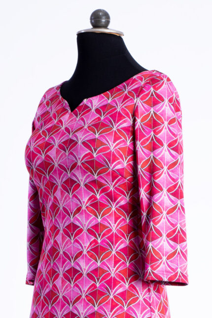 AudreyTulipPink PuppeDetail