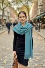 Sky Cashmere Winterschal in Lagoon