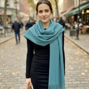 Sky Cashmere Winterschal in Lagoon
