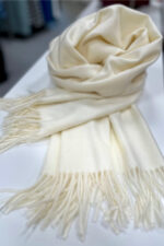 Sky Cashmere Schal mit Fransen