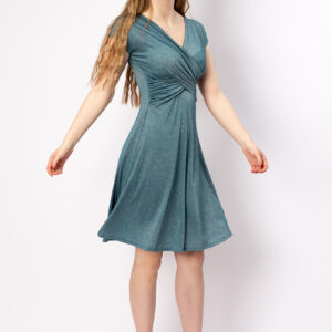 Schwingendes, elegantes Kleid aus leichtem Viskose-Lurex Jersey