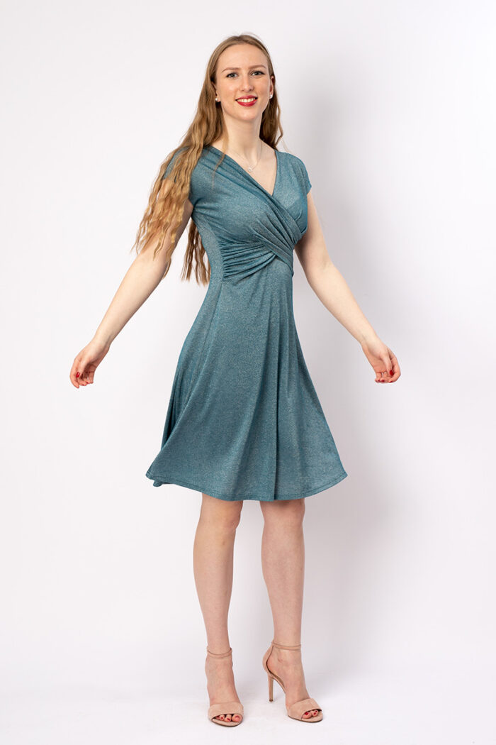 Schwingendes Sommerkleid Felica aus leichtem Viskose-Lurex Jersey