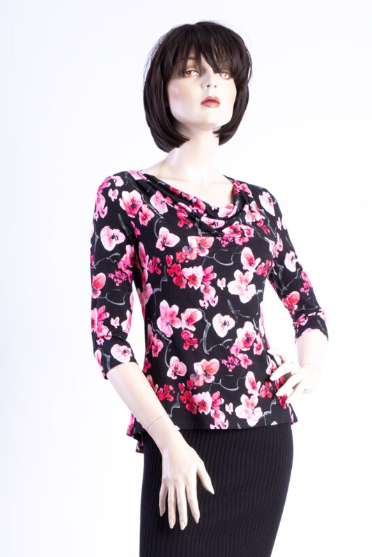 LizFlowerAtNight PuppeFront