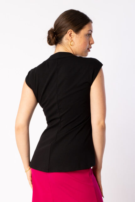 Shirt Monique in Farbe Schwarz, Rückenansicht