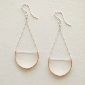 Ohrringe mit Krümmung • Geometrischer Schmuck Kollektion 01