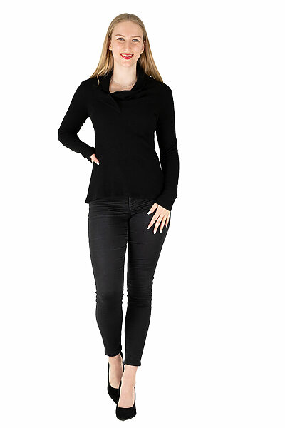 Langarm-Shirt Klara in kuscheligem RippstrickBlack mit Jeans